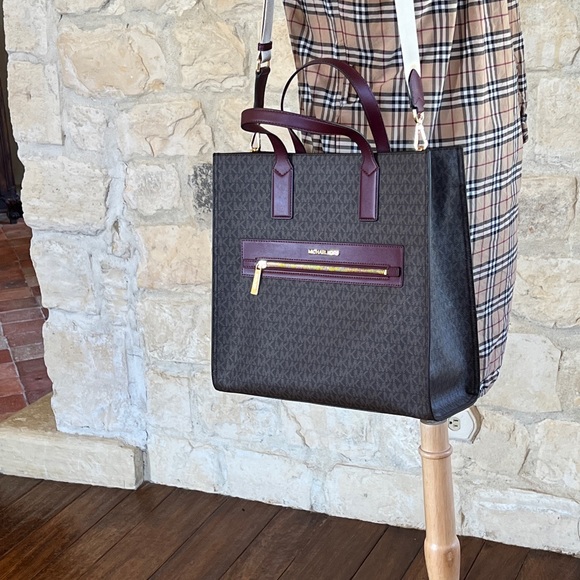 Michael Kors large Kenly tote signature handbag&wallet set NWT - Picture 13 of 16